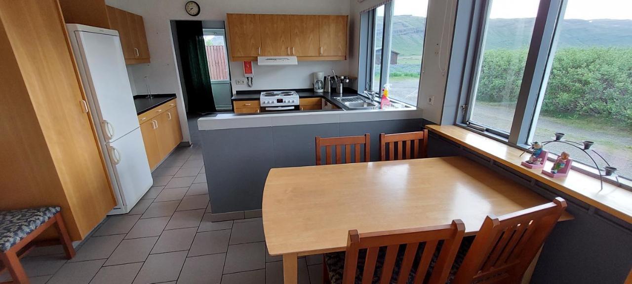 Aegisholt Privete House With Hot Tub Apartman Patreksfjordur Kültér fotó