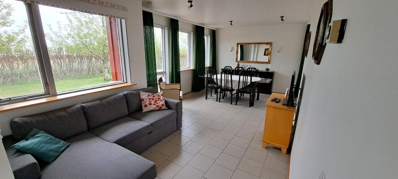 Aegisholt Privete House With Hot Tub Apartman Patreksfjordur Kültér fotó